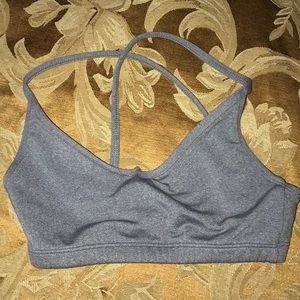 V sports bra